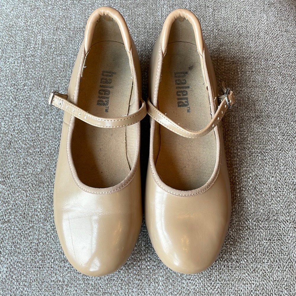 UC Balera tap shoe women size 6